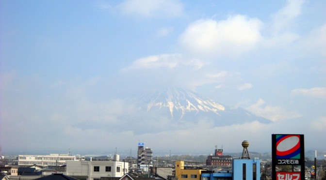 20150406富士市不動産のゆかりから見た富士山