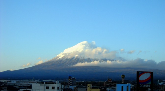 20150415富士市不動産のゆかりから見た富士山
