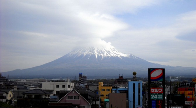 20150419富士市不動産のゆかりから見た富士山