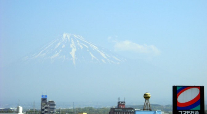 20150427富士市不動産のゆかりから見た富士山