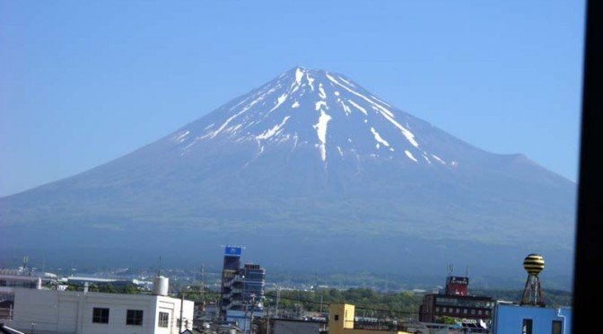 20150513富士市不動産のゆかりから見た富士山