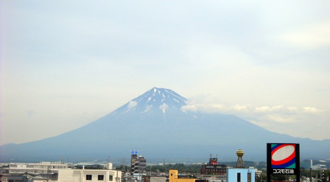 20150523富士市不動産のゆかりから見た富士山