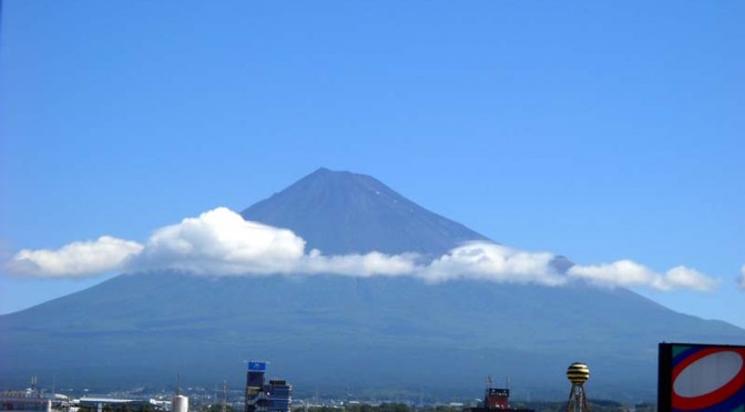 20150722富士市不動産のゆかりから見た富士山