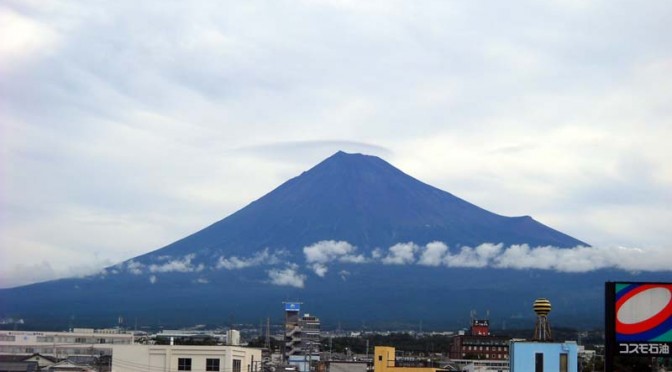 20150910富士市不動産のゆかりから見た富士山