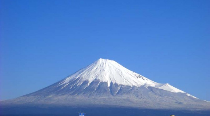 20160315富士市不動産のゆかりから見た富士山