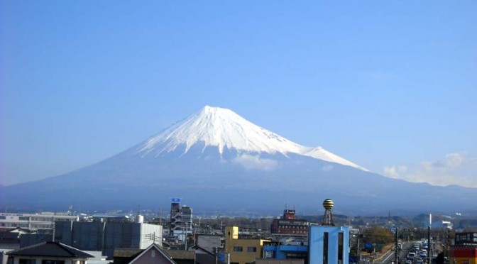 20160329富士市不動産のゆかりから見た富士山