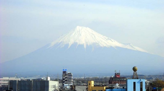 20160330富士市不動産のゆかりから見た富士山