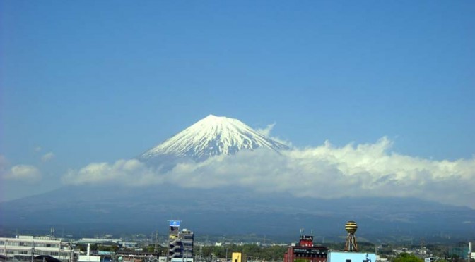 20160419富士市不動産のゆかりから見た富士山