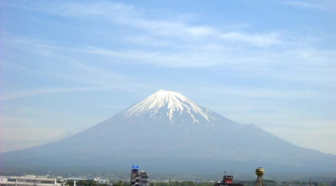 20160425富士市不動産のゆかりから見た富士山