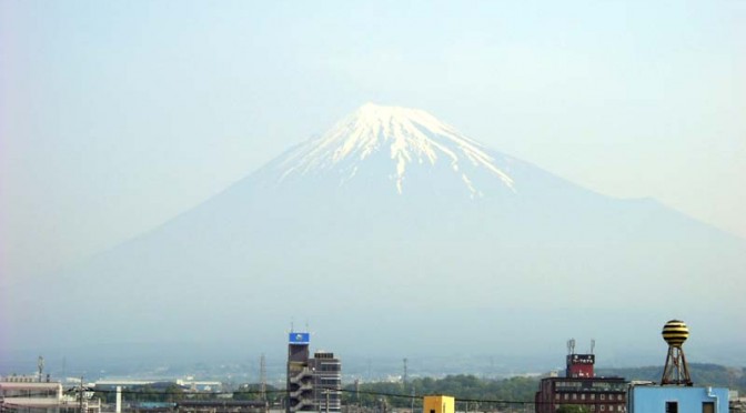 20160502富士市不動産のゆかりから見た富士山