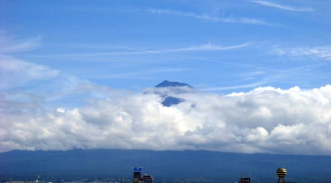 20160710不動産のゆかりから見た富士山