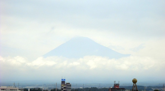 20160717不動産のゆかりから見た富士山