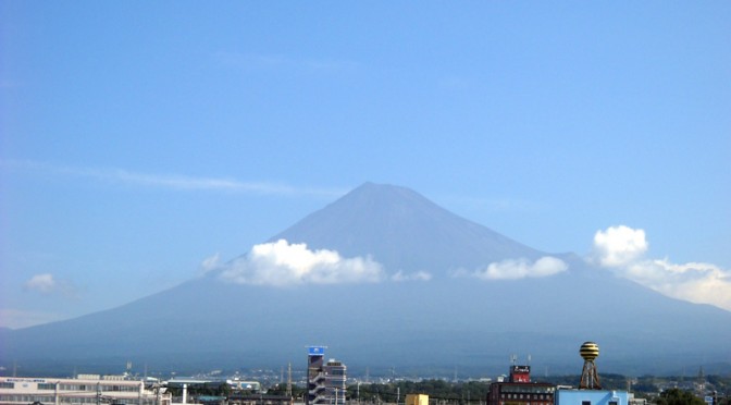 20160901不動産のゆかりから見た富士山