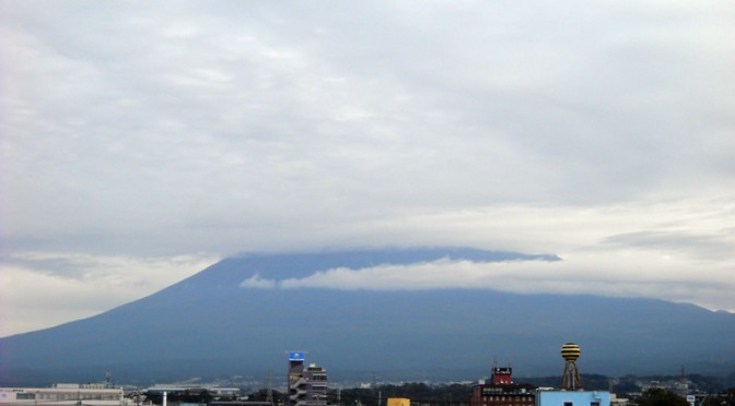 20161025不動産のゆかりから見た富士山