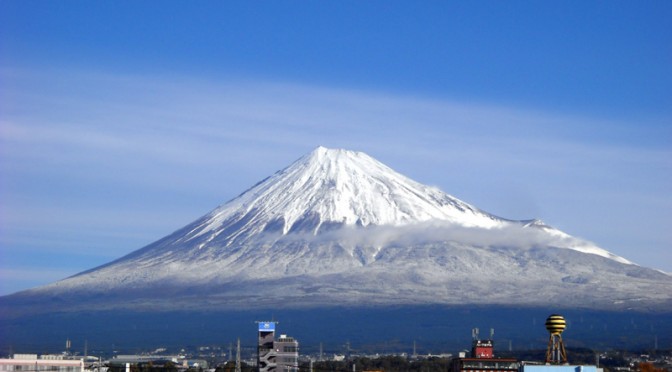 20161125不動産のゆかりから見た富士山