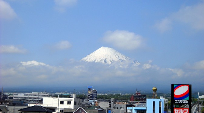 20140513富士市不動産のゆかりから見た富士山