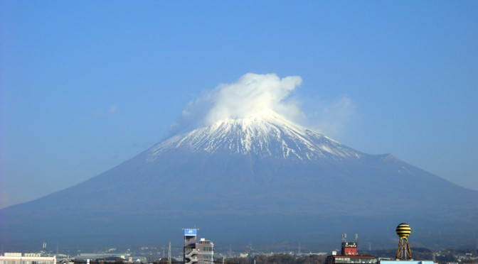 20161206不動産のゆかりから見た富士山