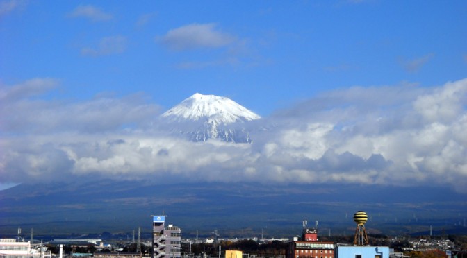 20161207不動産のゆかりから見た富士山