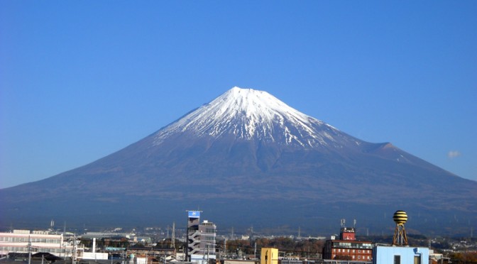 20161208不動産のゆかりから見た富士山