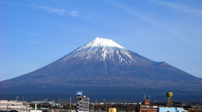 20161212不動産のゆかりから見た富士山