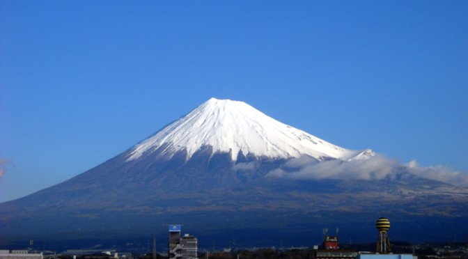 20161216不動産のゆかりから見た富士山