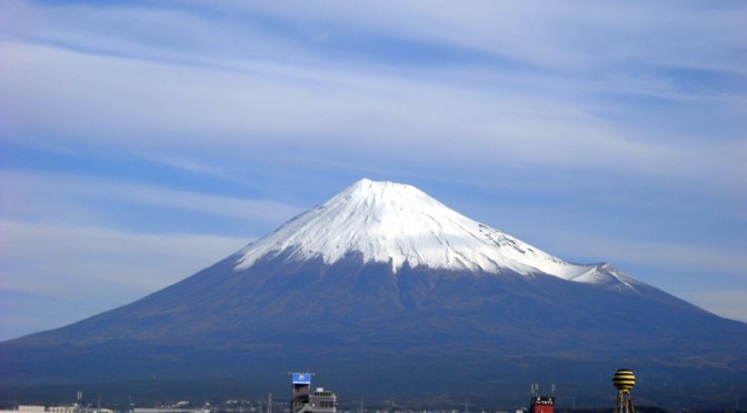 20161219不動産のゆかりから見た富士山