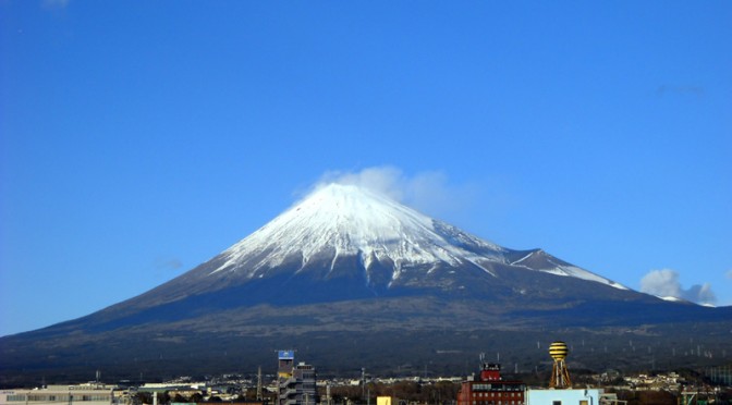 20170115不動産のゆかりから見た富士山