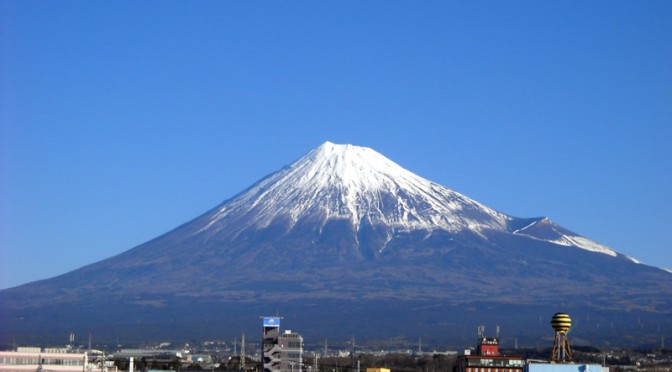 20170126不動産のゆかりから見た富士山