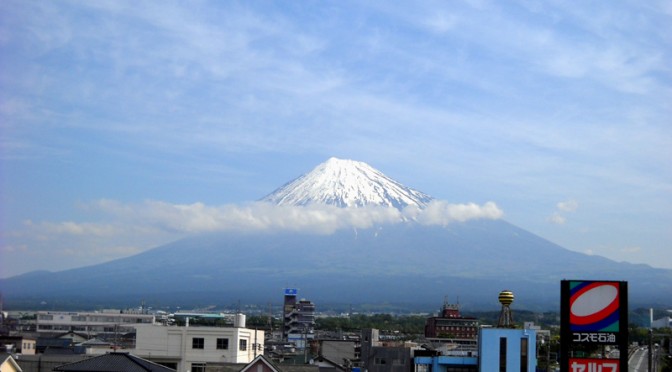 20140519富士市不動産のゆかりから見た富士山