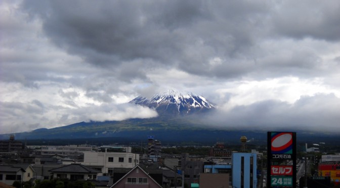 20140521富士市不動産のゆかりから見た富士山