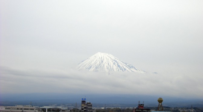 20170410不動産のゆかりから見た富士山