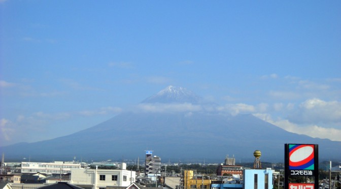 20141018富士市不動産のゆかりから見た富士山